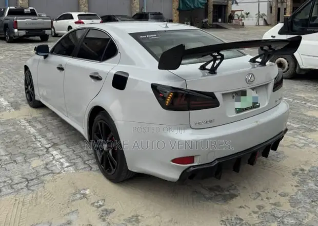 Lexus IS250 2008-2020 Gyaran Kit - 1