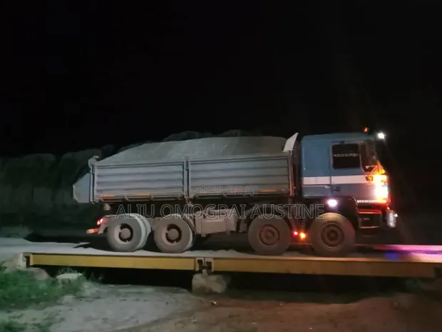 INDOMITABLE ROCKS - Stone Supply & Loading Services - 1