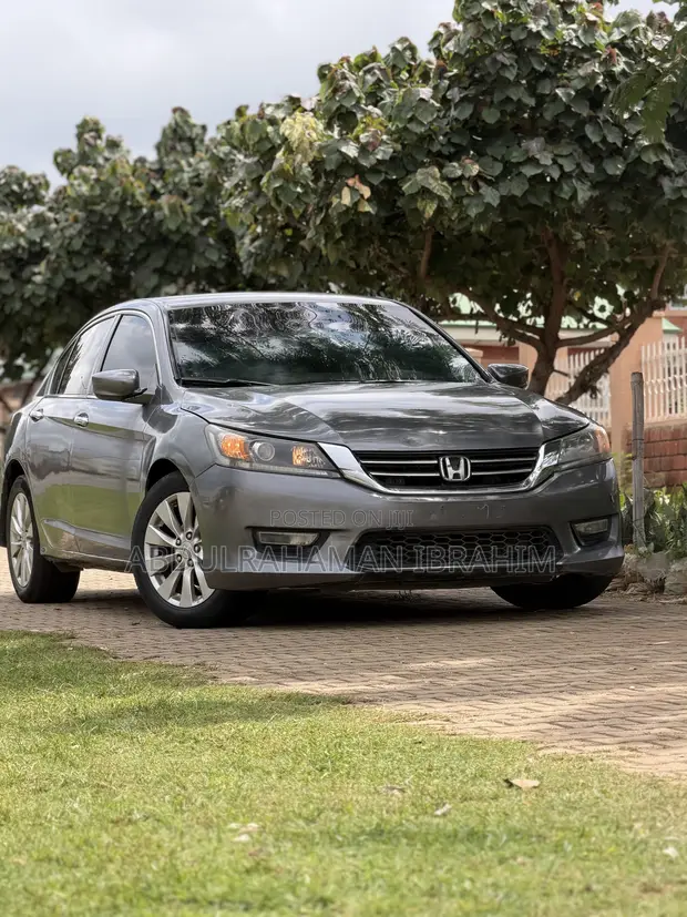 Honda Accord Sport Sedan (2.4L) 2014 - Grey - 1