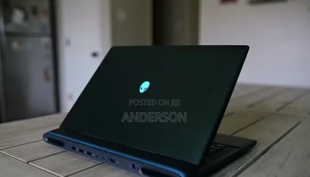 Alienware Area-51m 16 Gaming Laptop - Intel Core Ultra 9, RTX 5070 Ti - 1