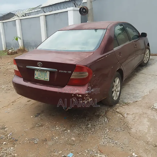Toyota Camry 2004 Red - 1