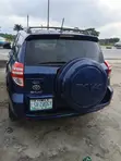 Toyota RAV4 2011 Blue - 4
