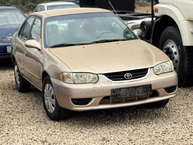 Toyota Corolla 1.6 Sedan 2002 Zinari - 1