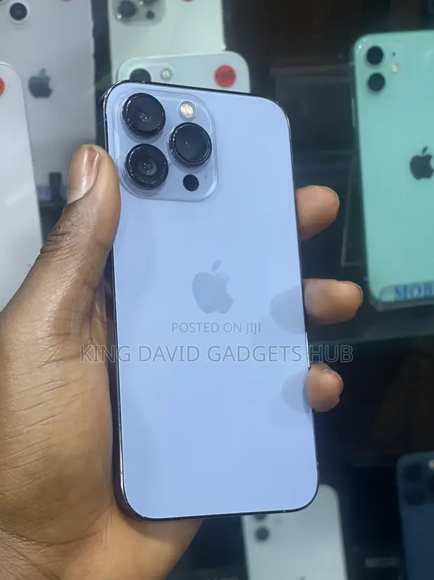 Apple iPhone 13 Pro 128GB Blue - 1
