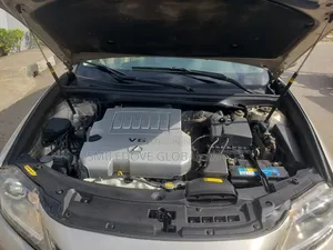 2013 Lexus ES 350 FWD Gold