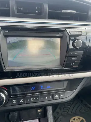 Toyota Corolla LE 2015 Launin Azurfa