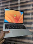 Apple MacBook Pro 2017 8GB RAM 128GB SSD - 1