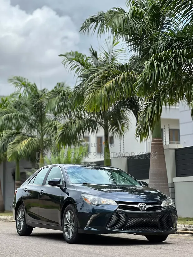 Toyota Camry SE 2016 - 1