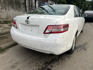 2010 Toyota Camry LE Sedan - White