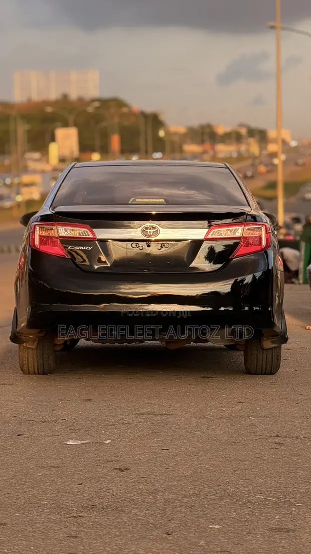 2014 Toyota Camry SE Sport Sedan - 1