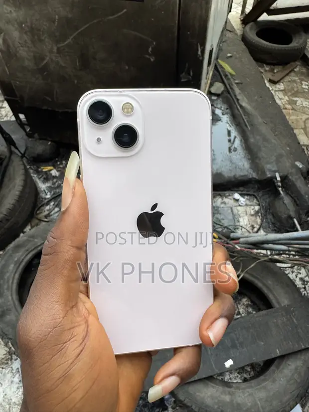Apple iPhone 13 128GB Pink - 1