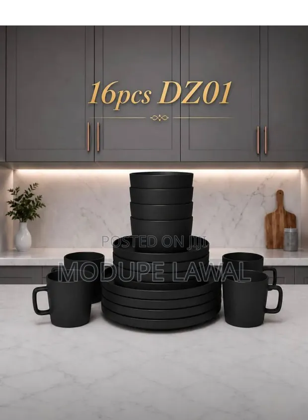 16pcs Black Glass Dinner Set - 1