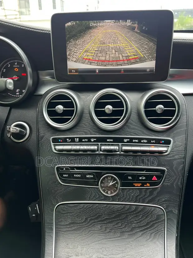 Mercedes-Benz C300 2016 White - 1