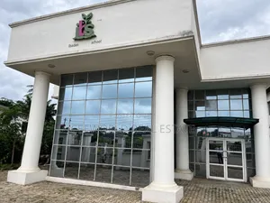 Ginin Ofis Mai Dakuna 7 Don Hayarwa, Bodija