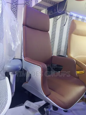 Boss Office Products Executive Office Chair - Sabon Abu