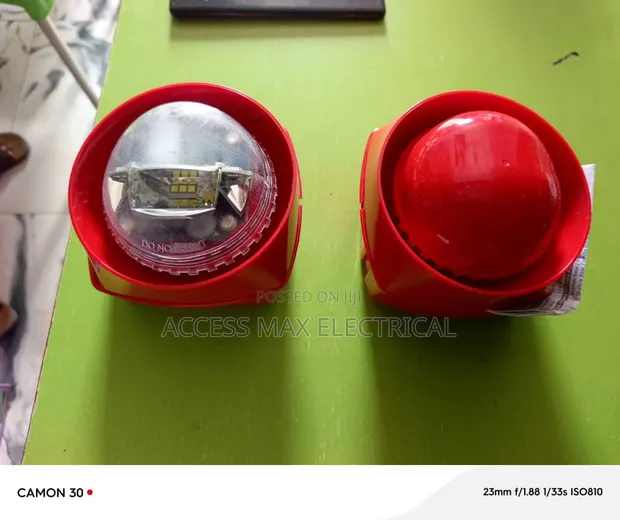 Brand New Gent Strobe Siren with Lights and Break Glass - 1