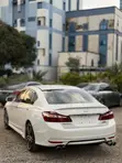 2017 Honda Accord Touring V6 Sedan - White - 4