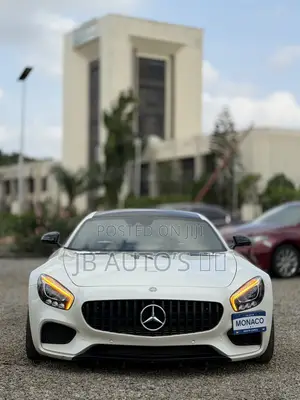 Mercedes-Benz AMG GT S 2016 Fari