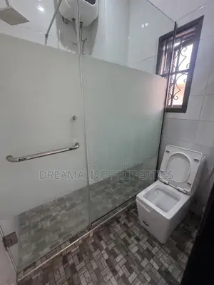 Gidan haya na dakuna 3 a Jahi