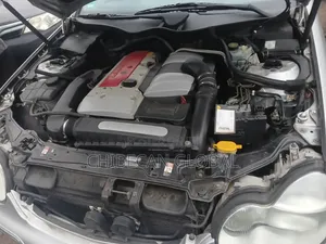 Mercedes-Benz C200 2005 Silver Manual