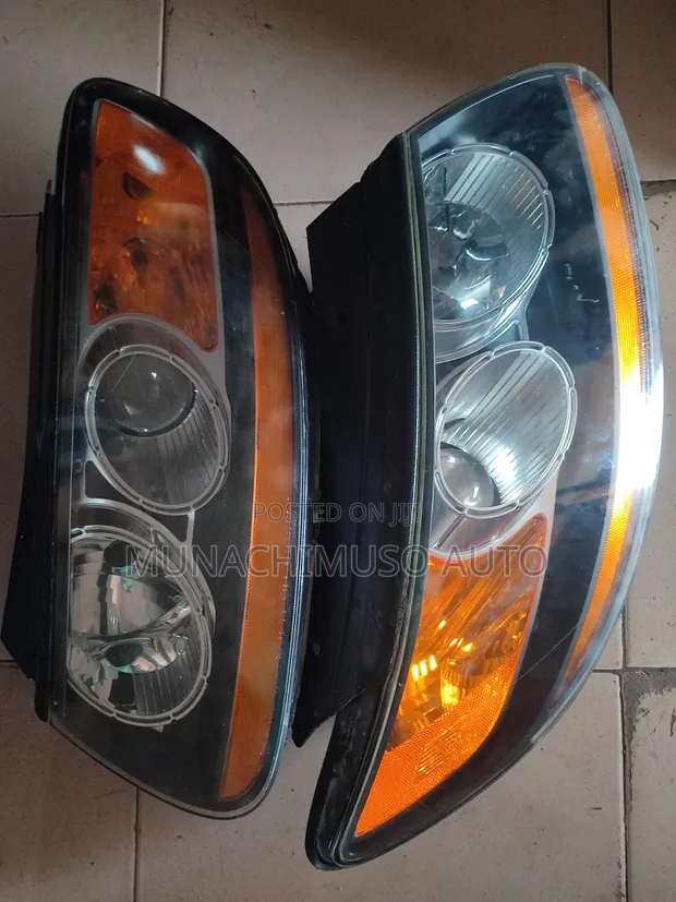 Headlamp for Hyundai Santa Fe (2008-2010) - 1