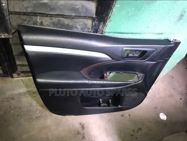 Toyota Highlander 2016 Door Panel Set - 1
