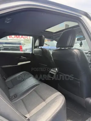2013 Toyota Camry SE Sedan - Azurfa