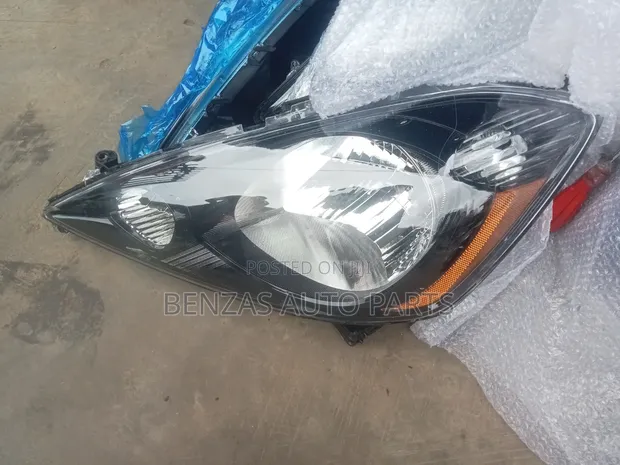 Honda Fit Headlight Replacement (Brand New) - 1