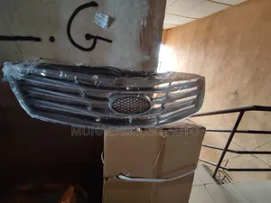 Hyundai Azera Front Grill (2012/13)