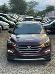 Hyundai Tucson Limited AWD 2017 Burgundy - 1