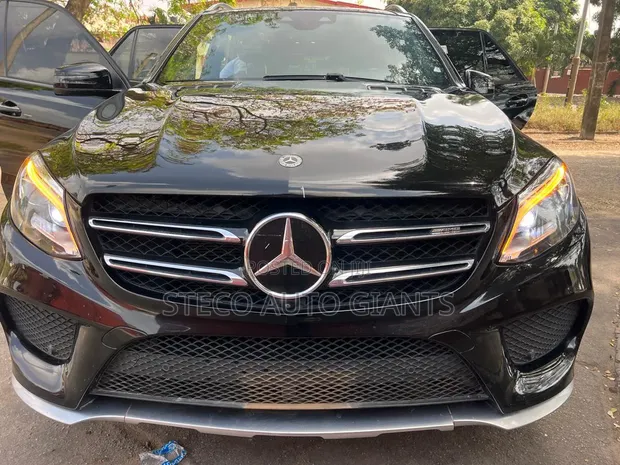 Mercedes-Benz GLE-Class 2017 Black - 1