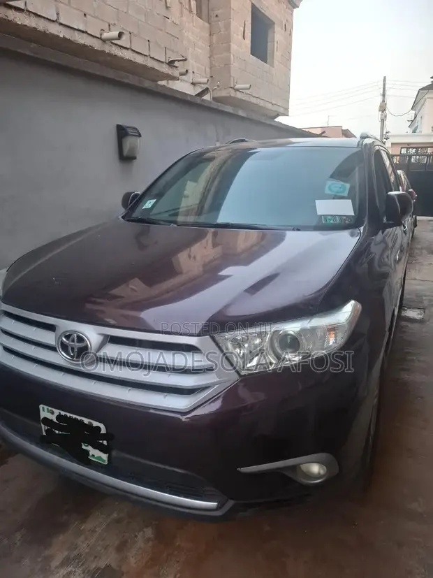 2013 Toyota Highlander 3.5L 4WD SUV - 1