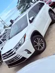 Toyota Highlander XLE 4x2 V6 SUV na 2018 - 2