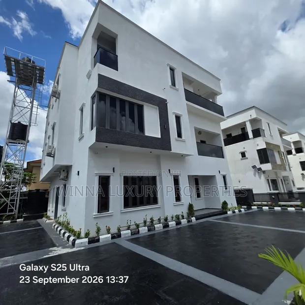 8-Bedroom Duplex in Naskaxe Court, Lugbe District for Sale - 1
