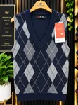 Comfortable Sweater Vests - Brand New - 2