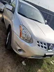 Nissan Rogue 2010 Grey - 4