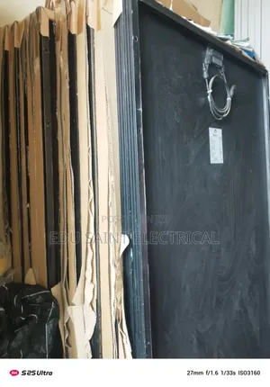 650W Duk Baƙar Fitar Rana Ta Asali