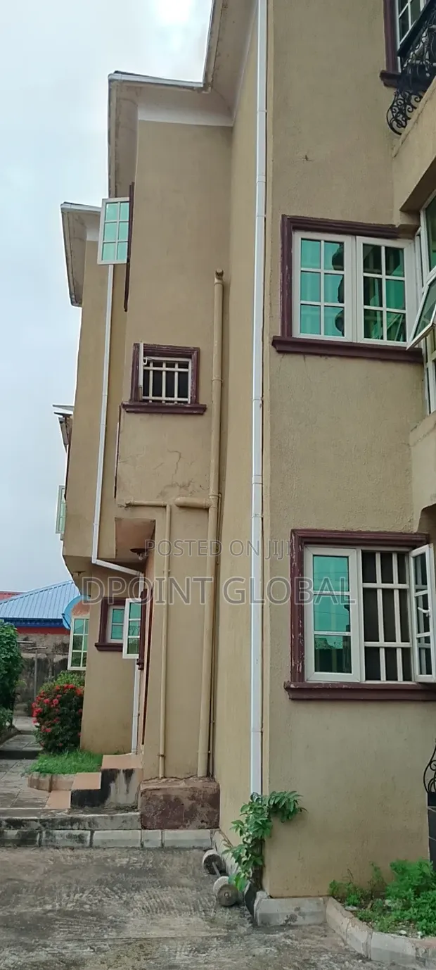6-Bedroom Duplex da Pool a Alagbado - 1