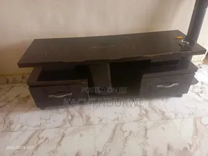 TV Stand Na Baki