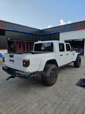 2019 Jeep Wrangler Rubicon 4x4 Fari