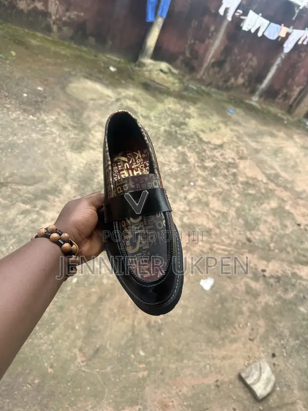 Takalmi na Maza na Louis Vuitton Classic - 1