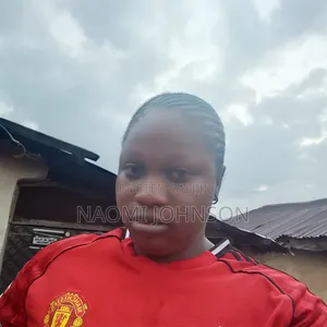 Mai Neman Aikin Gida / Tsabtace Gida