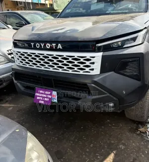 2015-2017 Toyota Hilux Facelift Kit to 2026 Model