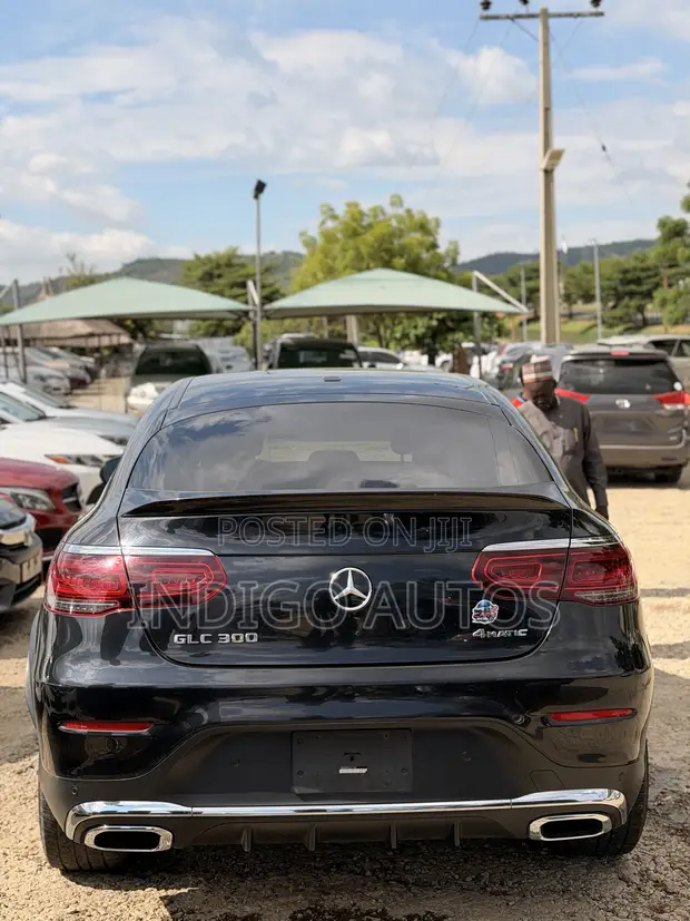 2021 Mercedes-Benz GLC-Class Black - 1