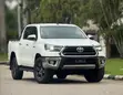 Toyota Hilux 2023 White - 2