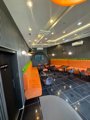 Wurin Gidan Abinci/Lounge don Hayarwa - GRA Phase 1