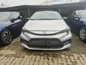 Toyota Corolla 2021 Launin Azurfa