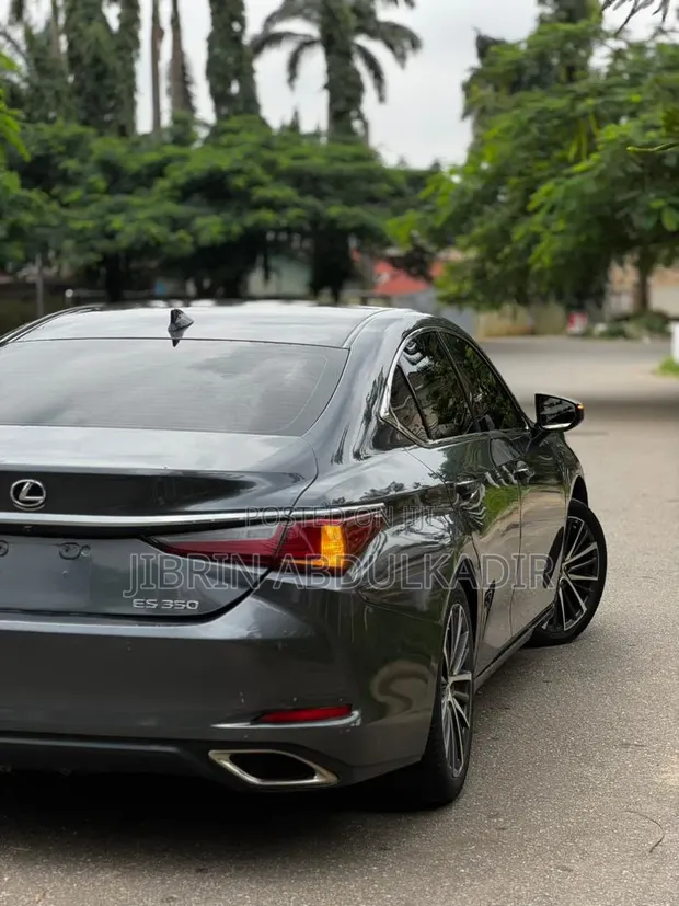 Lexus ES 350 Luxury FWD 2023 Black - 1