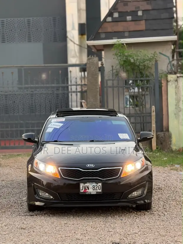 Kia Optima 2013 Black - 1
