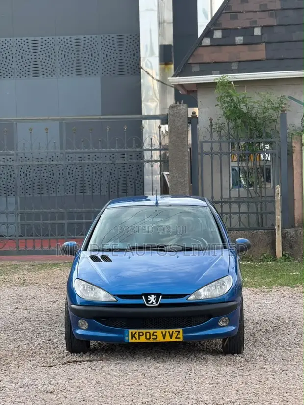Peugeot 206 2005 Manual Blue - 1